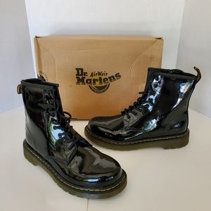Dr. Martens Delaney size 6 youth